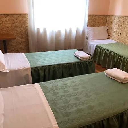 Venice Airport Bed Gasthof