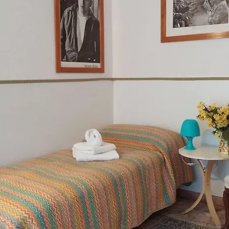 Gasthof Venice Airport Bed